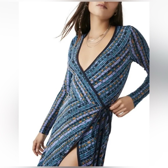 NWT $168 Free People Phoebe Wrap Long Sleeve Maxi Dress in Blue Combo (Size XS) - Picture 5 of 11